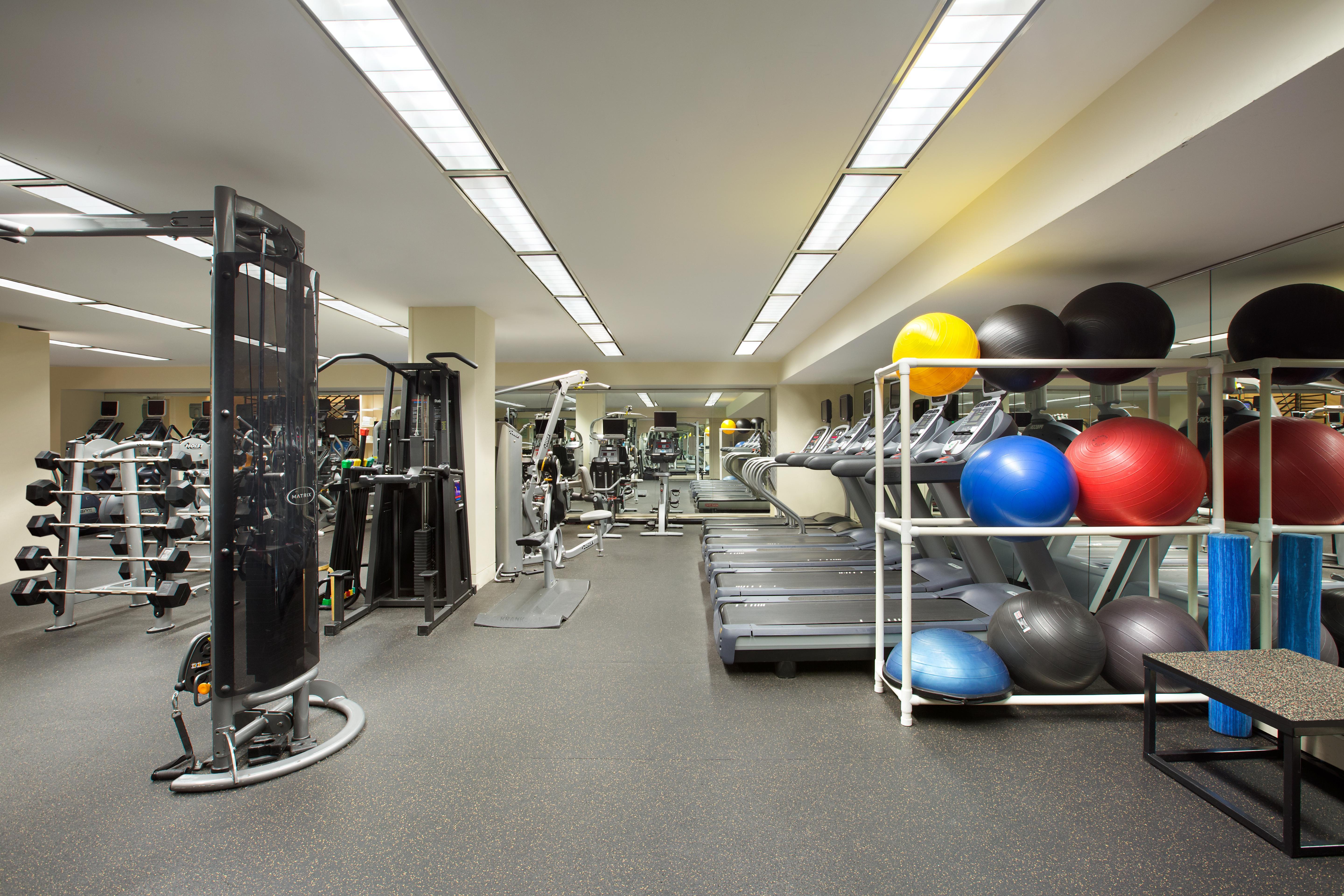 Hotel Fairmont San Francisco Exteriér fotografie The gym at the 2012 Olympic Village
