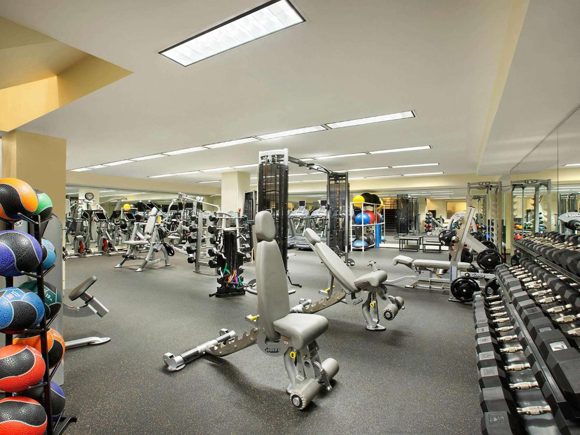 Hotel Fairmont San Francisco Exteriér fotografie The gym at the Four Seasons Hotel, New York City