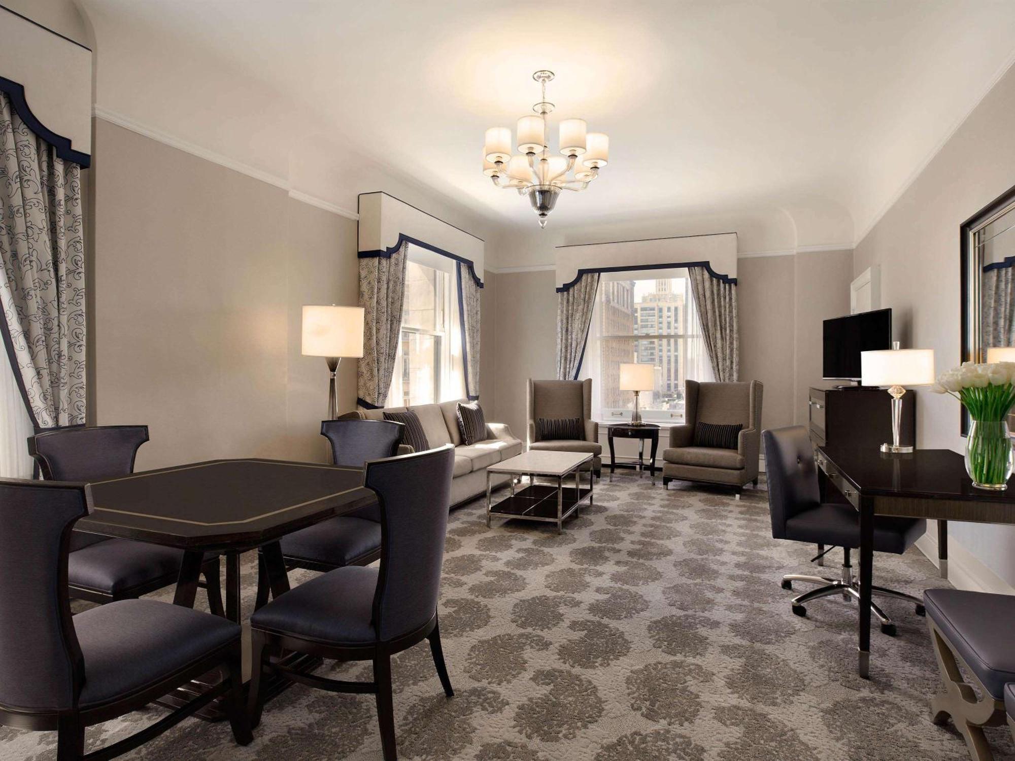 Hotel Fairmont San Francisco Exteriér fotografie A suite at the Waldorf Astoria Washington DC